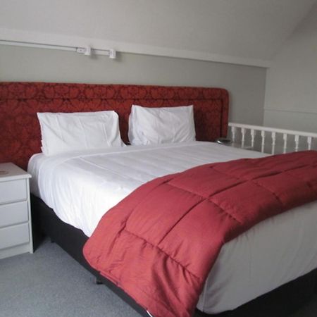 Phoenix Thermal Resort - Lago Taupo Habitación foto